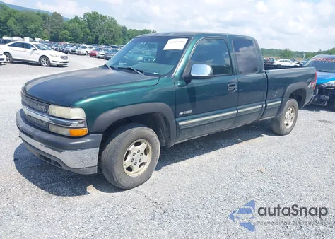 2001 Chevrolet Silverado 1500 Ls z USA, uszkodzony, nr VIN 1GCEK19T01E101286